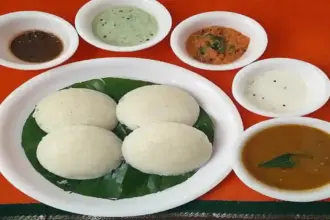 आइए जानें कॉर्न इडली (मक्के की इडली) खाने के फायदे, यह कैसे बनाई जाती है? 