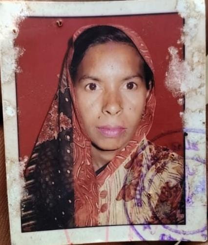 Hardoi Accident: बाईक और स्कूटी की भिड़ंत मे वृद्ध महिला की मौत…