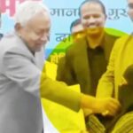 बिहार मुख्यमंत्री नीतीश कुमार ने मंच पर मुस्लिम महिला डॉक्टर के चेहरे से खींचा हिजाब, RJD ने साधा निशाना…