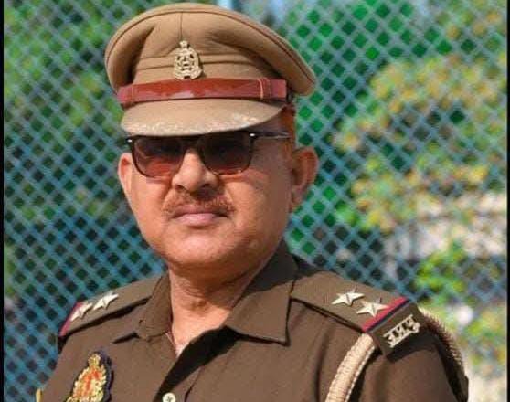 कन्नौज मे ट्रैफिक सब इंस्पेक्टर आफाक खान को एसपी ने किया लाइन हाजिर….