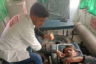 हरदोई - शाहजहांपुर मार्ग पर शाहाबाद कोतवाली क्षेत्र में वैगनआर ने स्कूटी को मारी टक्कर, स्कूटी सवार घायल…