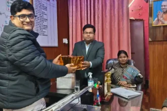 Hardoi News: बेहतर कार्य करने वाली आरबी एसके टीम को किया सम्मानित…