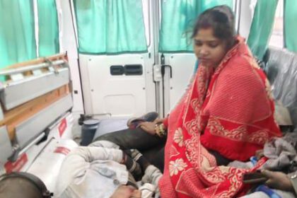 Hardoi Accident: तेज रफ्तार पिकअप ने बाइक में मारी टक्कर,रूपापुर-हरपालपुर मार्ग पर सहिजना मोड़ पर हुआ हादसा, युवक घायल....