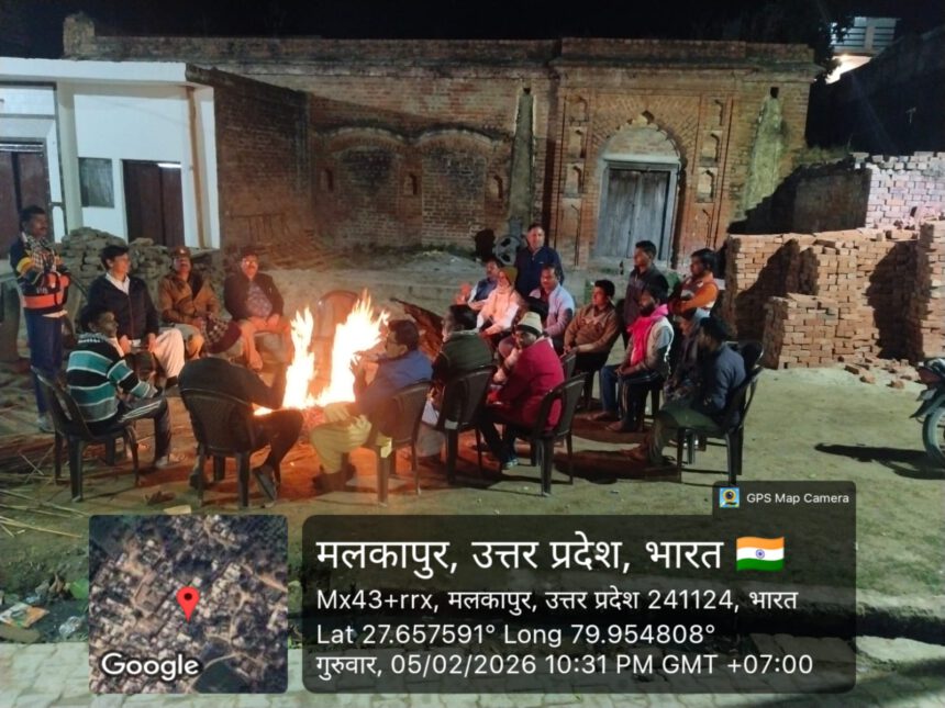 Hardoi News: सुरक्षा को लेकर गश्ती पुलिस ने मोहल्ला वासियों से किया संवाद