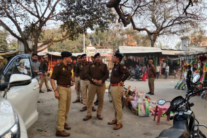 Hardoi News: लूट की घटना स्थल का आईजी ने किया निरीक्षण खुलासे के लिए 3 टीमें गठित