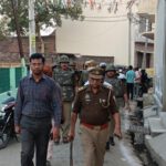 Hardoi News: आगामी त्यौहारों को लेकर तहसीलदार के नेतृत्व में निकाला गया फ्लैग मार्च,नगर का किया भ्रमण