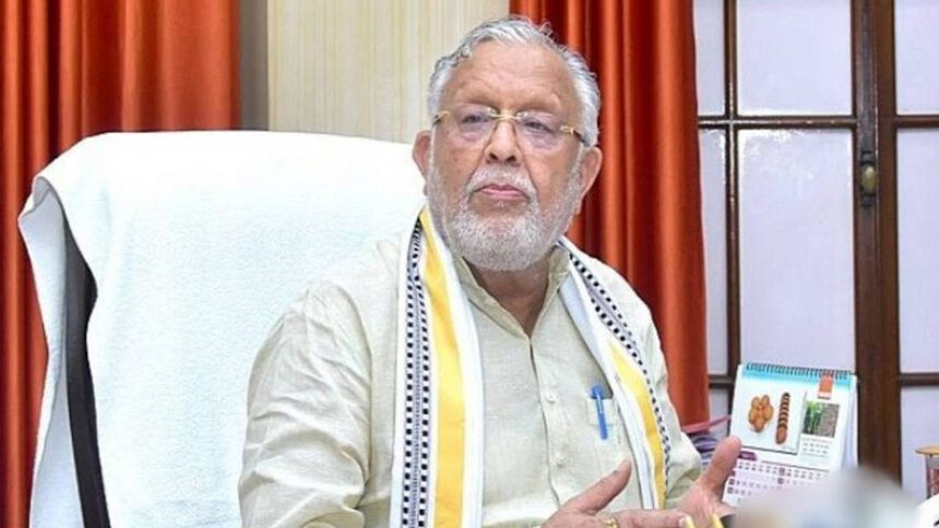 सुरेश कुमार खन्ना ने जनपदवासियों को होली की हार्दिक बधाई एवं शुभकामनाएँ दीं