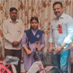 Hardoi News: टॉपर छात्र-छात्राओं को पूर्व विधायक ने किया सम्मानित, कैरियर पब्लिक स्कूल में हाई स्कूल टॉपर पुरस्कार वितरण समारोह संपन्न